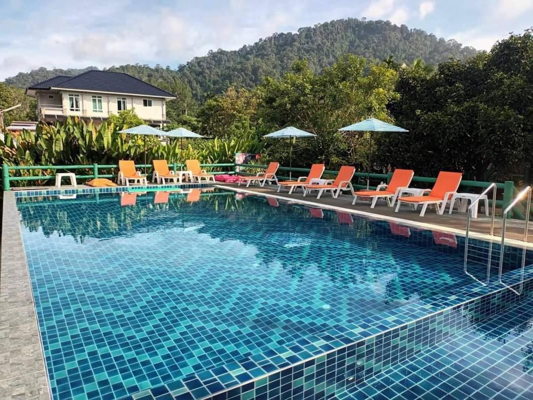 皇家竹苑山林小屋 Khao Sok National Park 外观 照片
