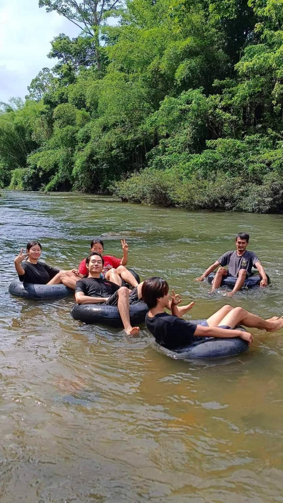 皇家竹苑山林小屋 Khao Sok National Park 外观 照片